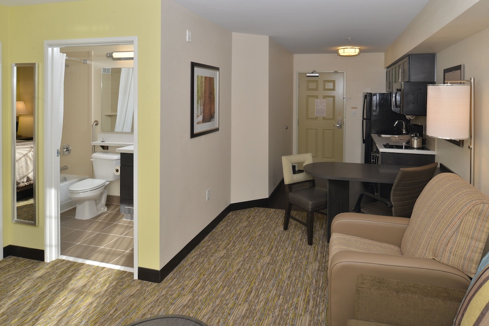 Candlewood Suites Eugene Springfield an IHG Hotel - photo 5