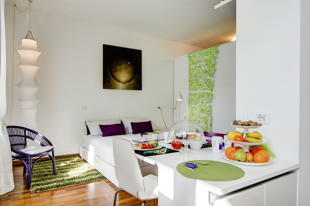 Porta Garibaldi — 4-Star Luxury Hotel in Milan, Italy