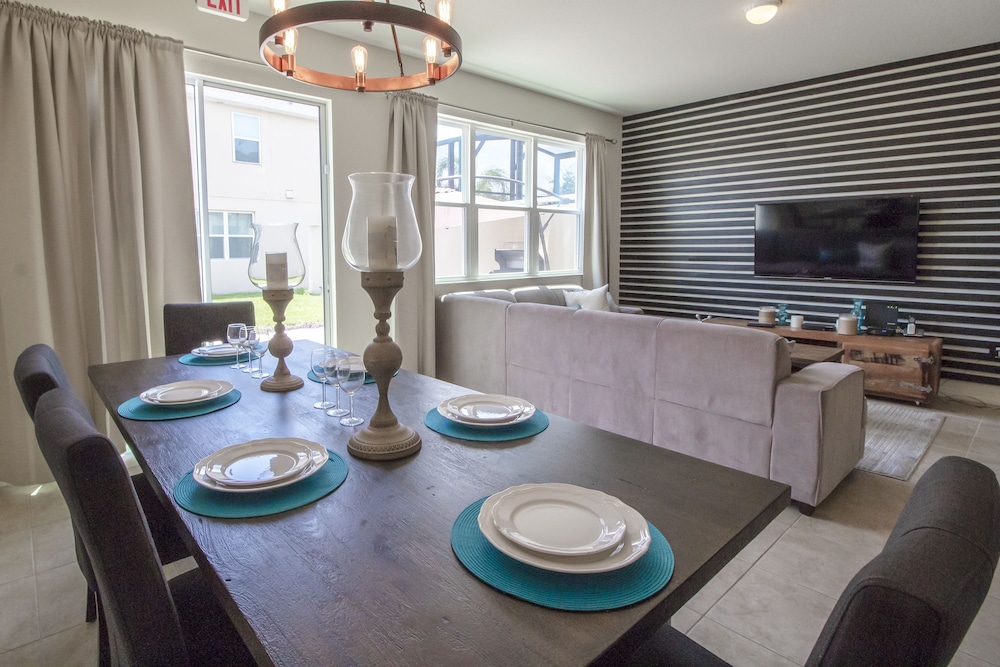 Compass Bay 3133 — 4-Star Luxury Hotel in Kissimmee, United States
