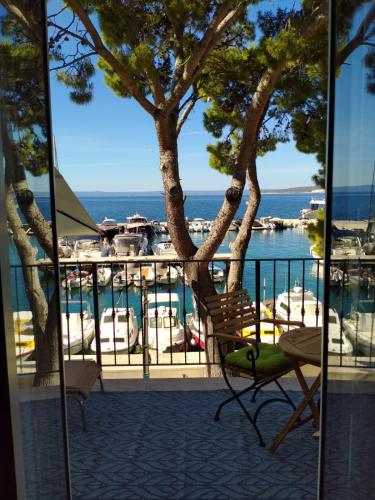 Apartment Pupa — 4-Star Luxury Hotel in Brela, Croatia