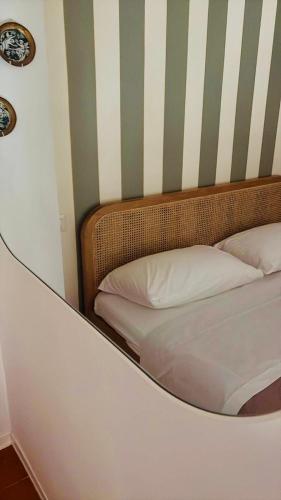 Con i tuoi occhi — 4-Star Luxury Hotel in Naples, Italy