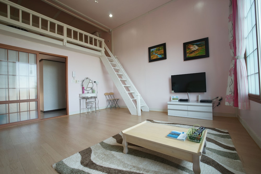 Dreaming Forest - last minute hotel in Seogwipo