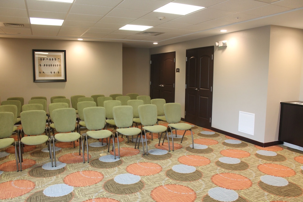 Staybridge Suites Carlsbad by IHG - photo 69