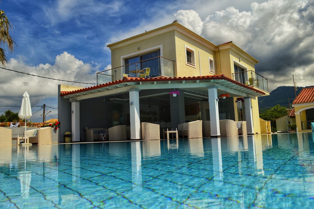 SunRose Beach Aparthotel - last minute hotel in Corfu