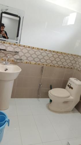 Breeze in Unknown City, Pakistan