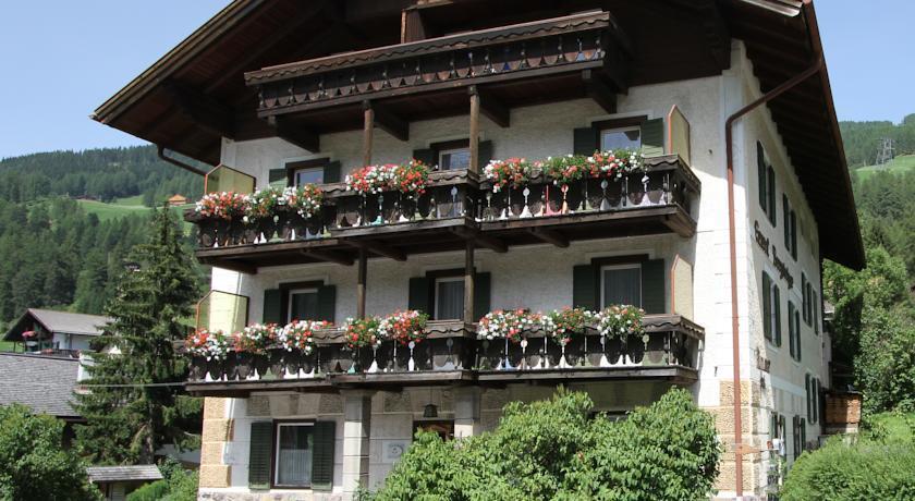 Garni Bergsteiger in Sesto, Italy