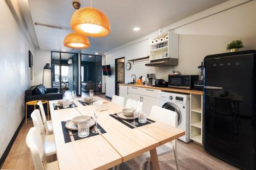 NEW Bangkok centre 2 bedrooms Netflix 31 floor