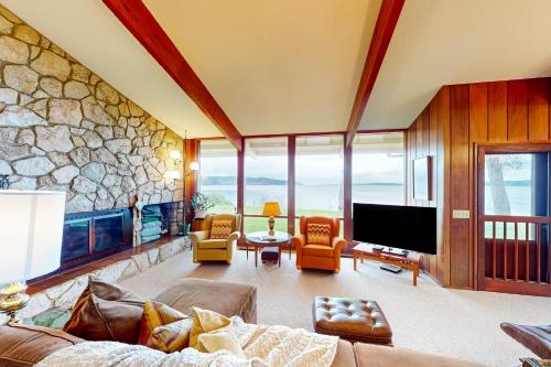 Bay Breeze Bliss — Vashon — photo 5