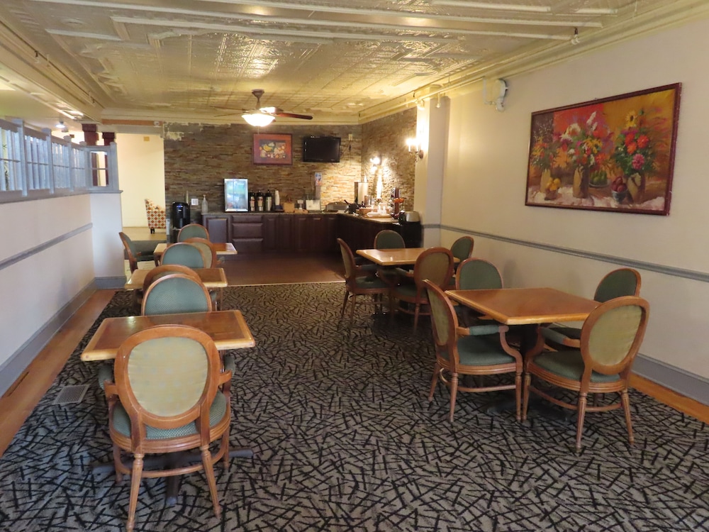 St. Charles Hotel - photo 52