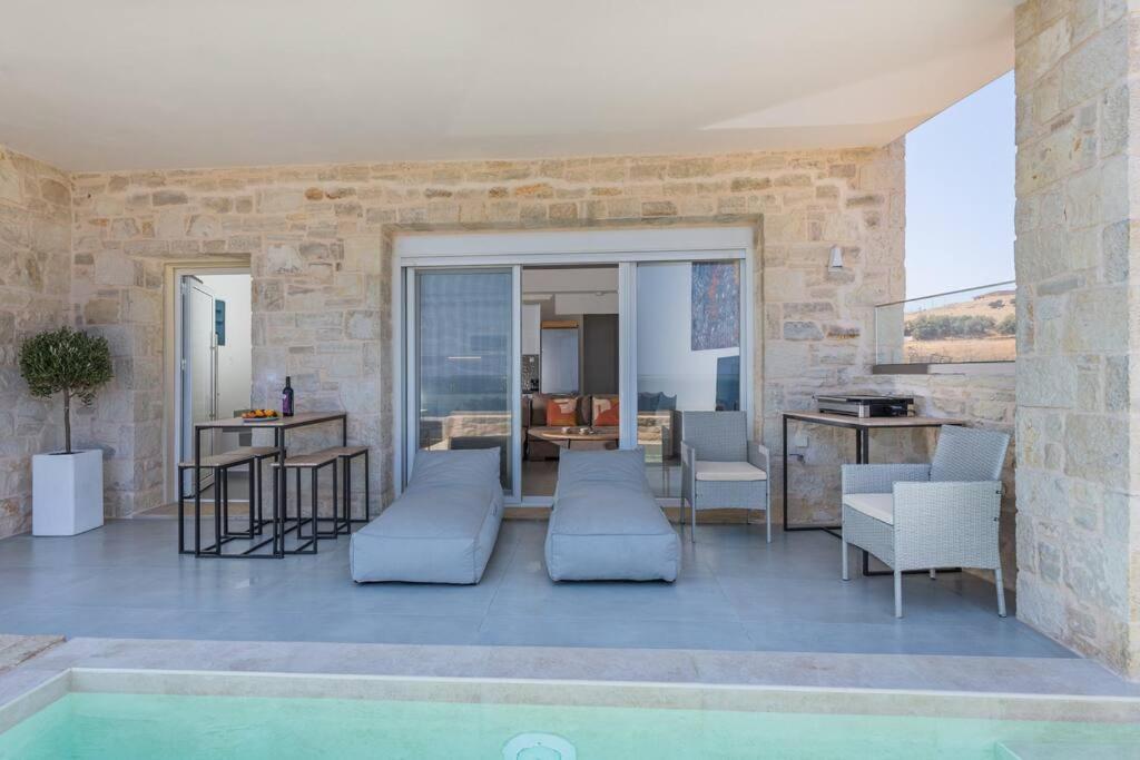 Philip Seafront Suite — 4-Star Luxury Hotel in Panormos, Greece