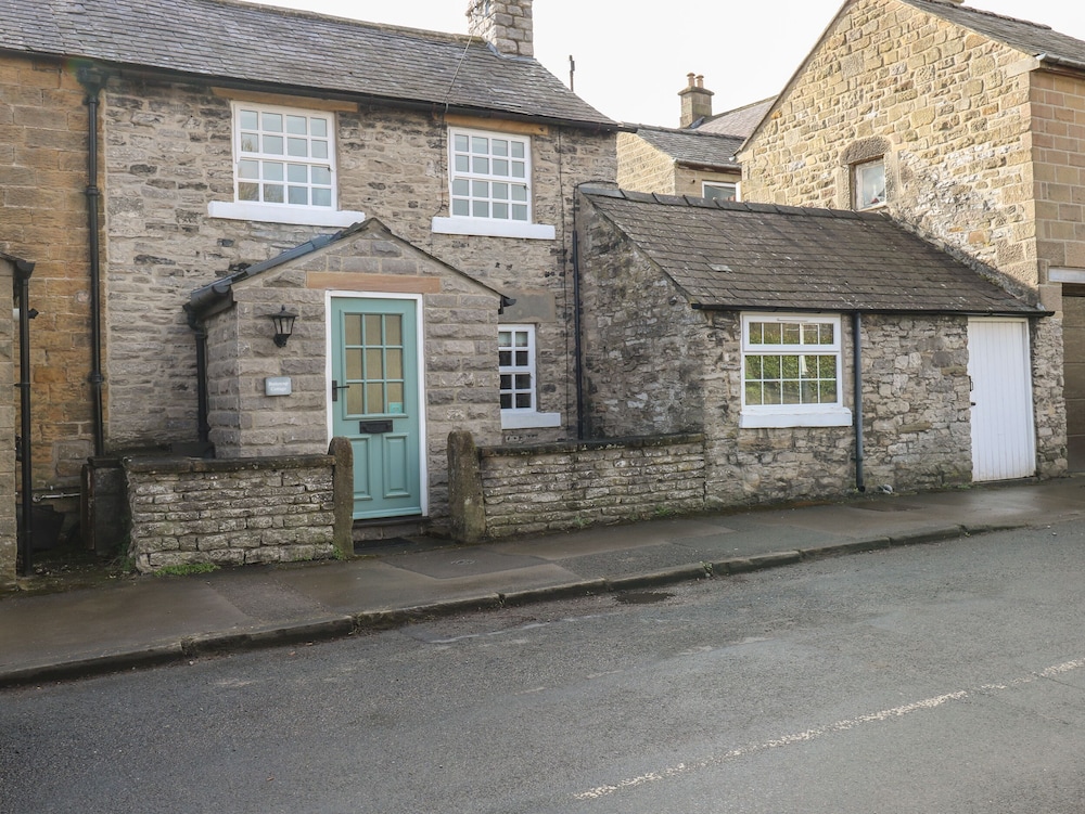 Buttercup Cottage — 4-Star Luxury Hotel in Bakewell, United Kingdom