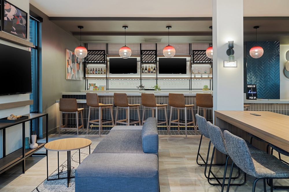 Atwell Suites Kansas City Airport by IHG - photo 27