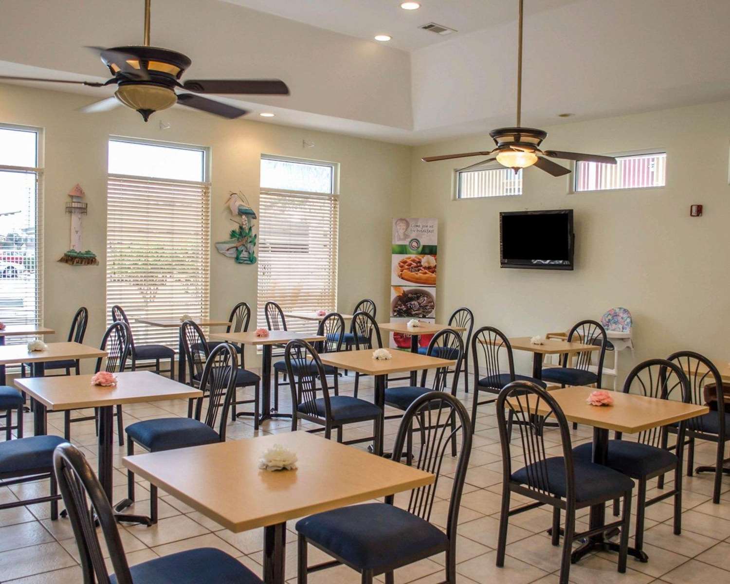 Quality Inn N.A.S. Corry - photo 11