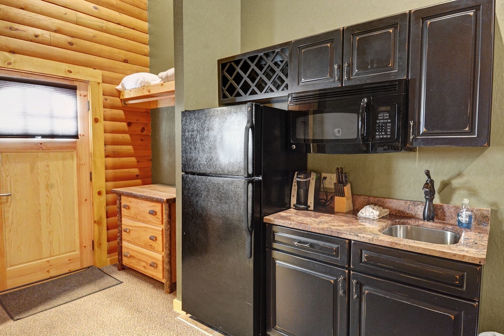 The Lodges at Sunset Village - photo 43
