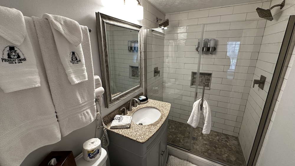 Phineas Swann Inn & Spa - photo 144