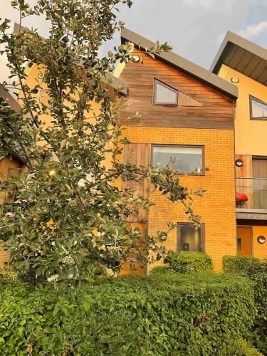 Stunning townhouse in uphill historic Lincoln Pass the Keys — 4-Star Luxury Hotel in Lincoln, United Kingdom