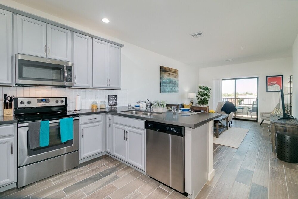 Views in Luxury Resort Condo in Chandler Amenities Galore Walk to Restaurants by RedAwning - photo 6