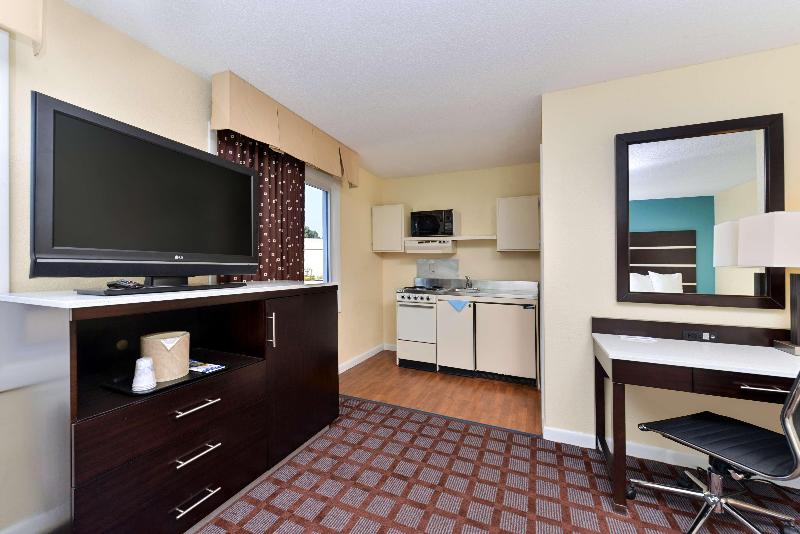 Americas Best Value Inn New London Mystic - photo 14