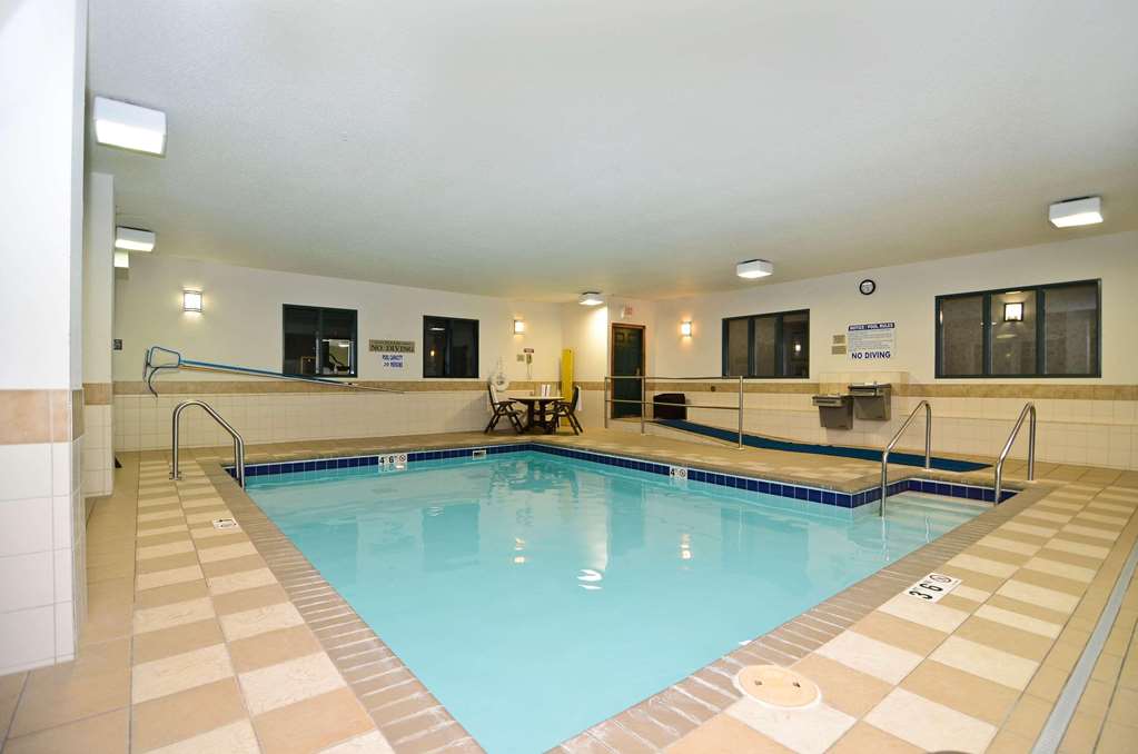 Country Inn & Suites by Radisson Stevens Point WI - photo 12