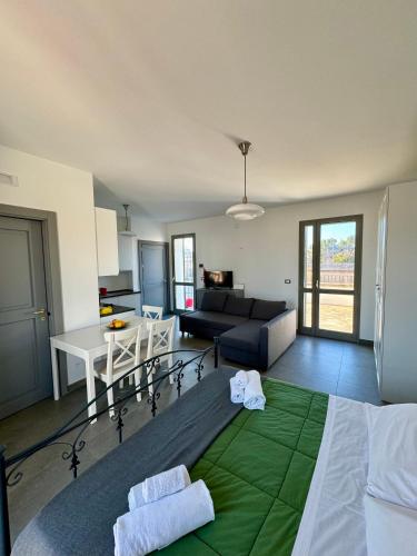 4 Balconi House Appartamento panoramico a Lecce — 4-Star Luxury Hotel in Lecce, Italy