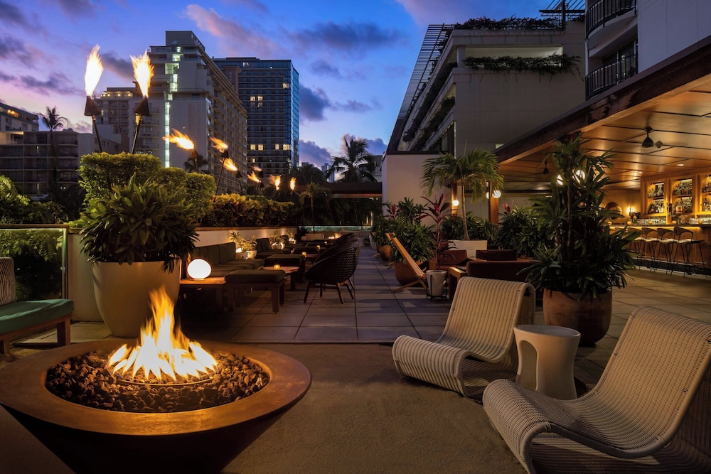 The Laylow Waikiki Autograph Collection - photo 51