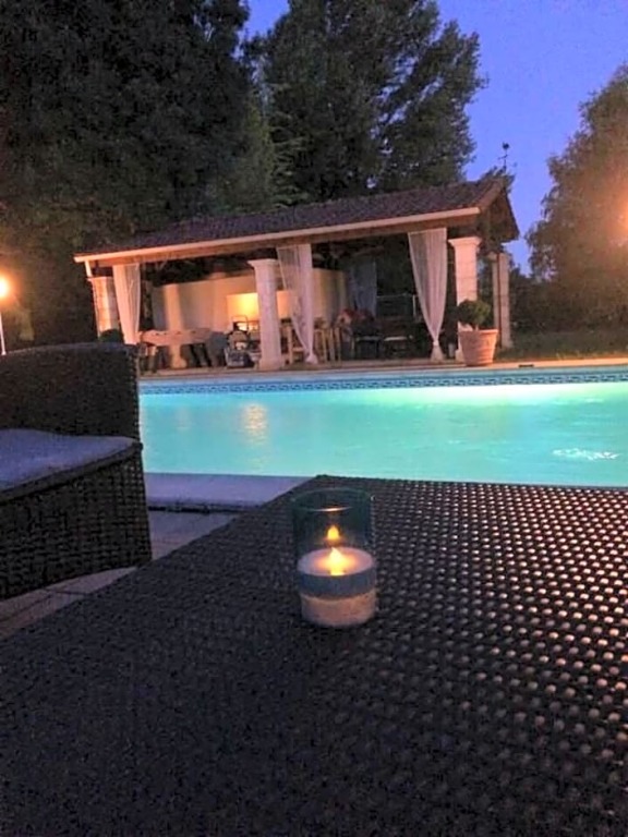 Bois aux pins — hotel in Chef-Boutonne