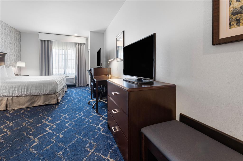 Best Western Plus New Richmond Inn & Suites - photo 27