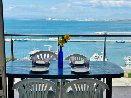 Monaco 3017 in Roses, Spain