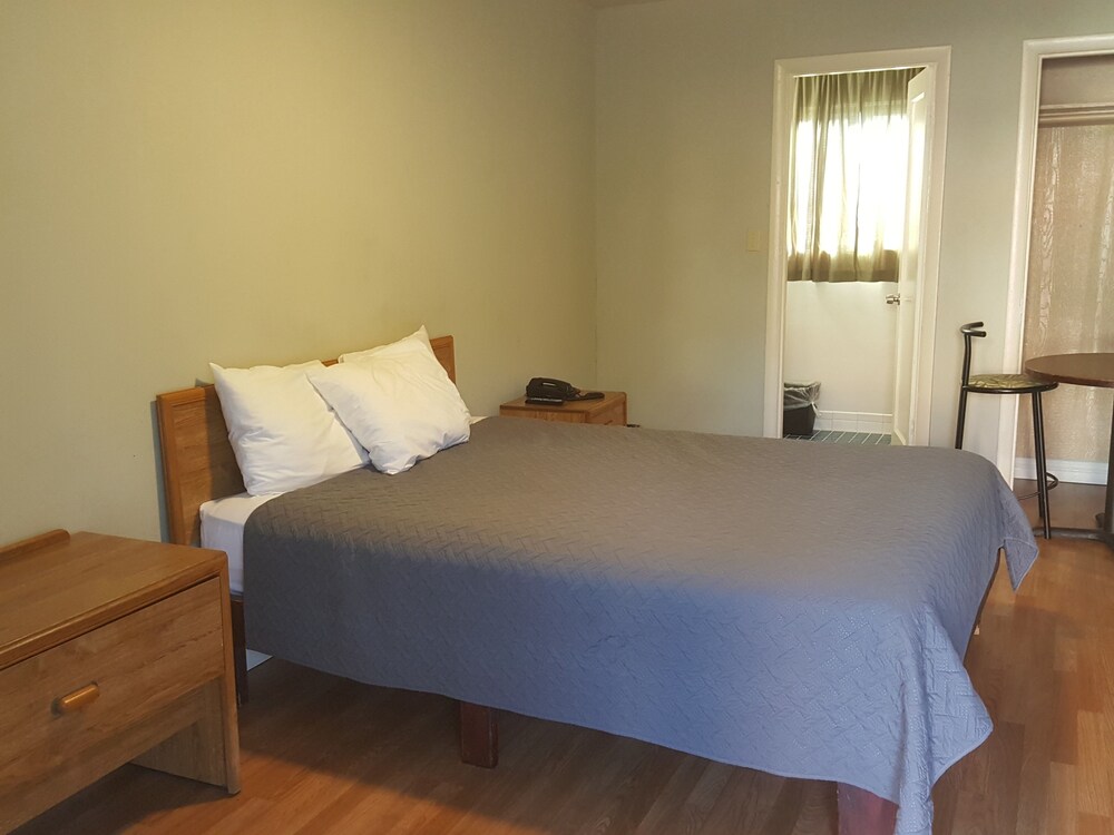 Seattle Inn Northgate - photo 30