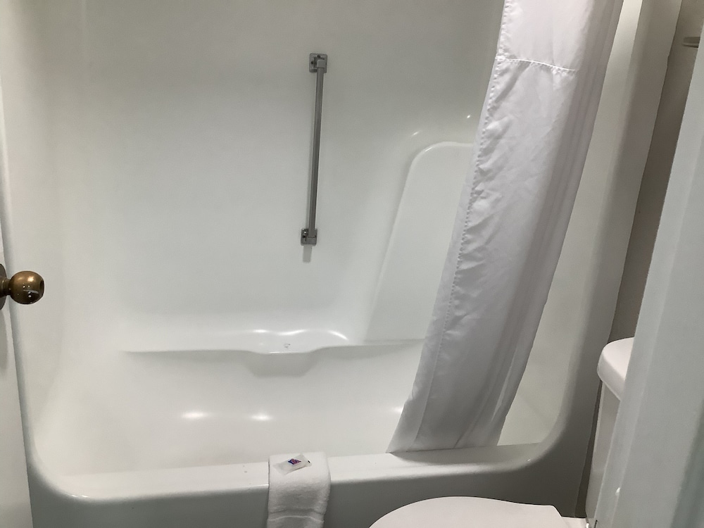 Motel 6 Memphis TN East - photo 33