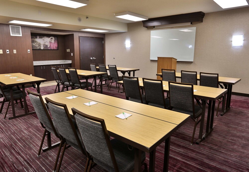 Hotel Preston by IHG - photo 35