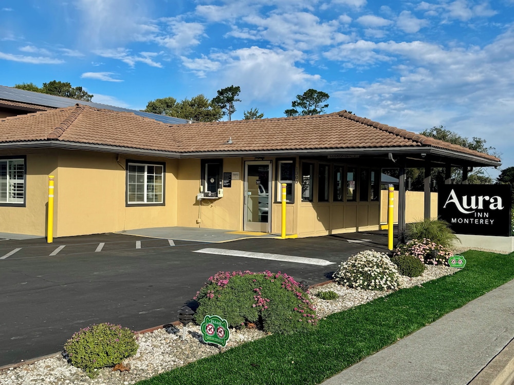 Aura Inn Monterey - photo 121