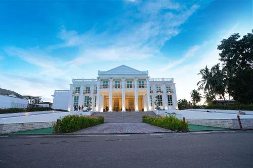 Grandeeza Luxury Hotel And Banquets in Negombo, Sri Lanka