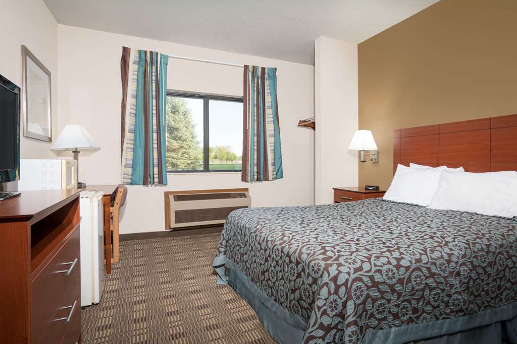 Days Inn by Wyndham Mankato - photo 11