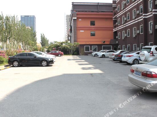 AI Ju chain hotel Dashiqiao new inspection station in Dashiqiao, People's Republic of China