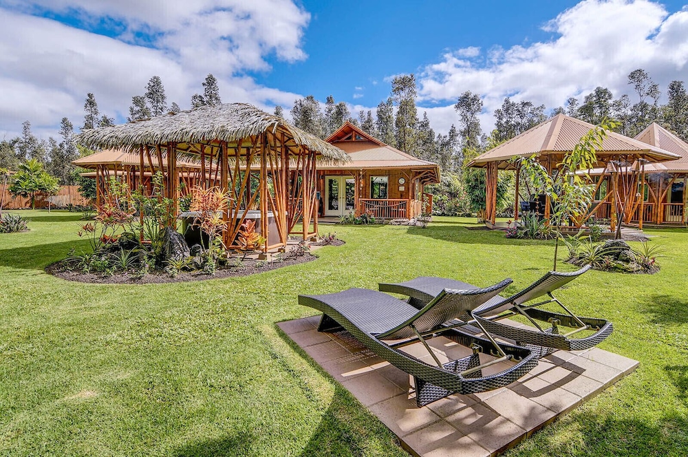Volcano Eco Retreat By Heart Core Hotels Adults Only — Mountain View