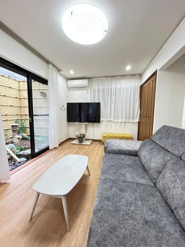 Near Asakusa 5 min from Station 5BR 150 square meters House Near Skytree — 4-Star Luxury Hotel in Tokyo, Japan