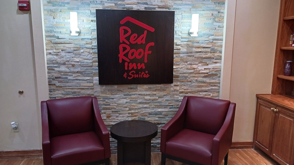 Red Roof Inn & Suites Midland - photo 2