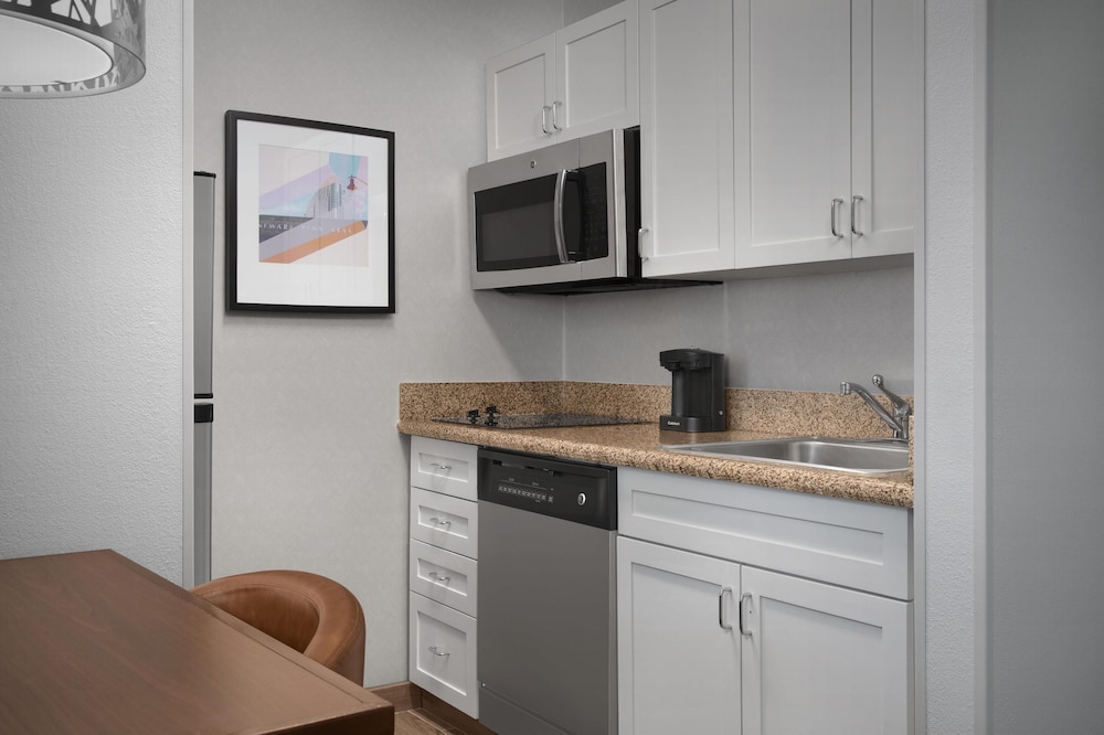Homewood Suites by Hilton Newark Cranford - photo 18