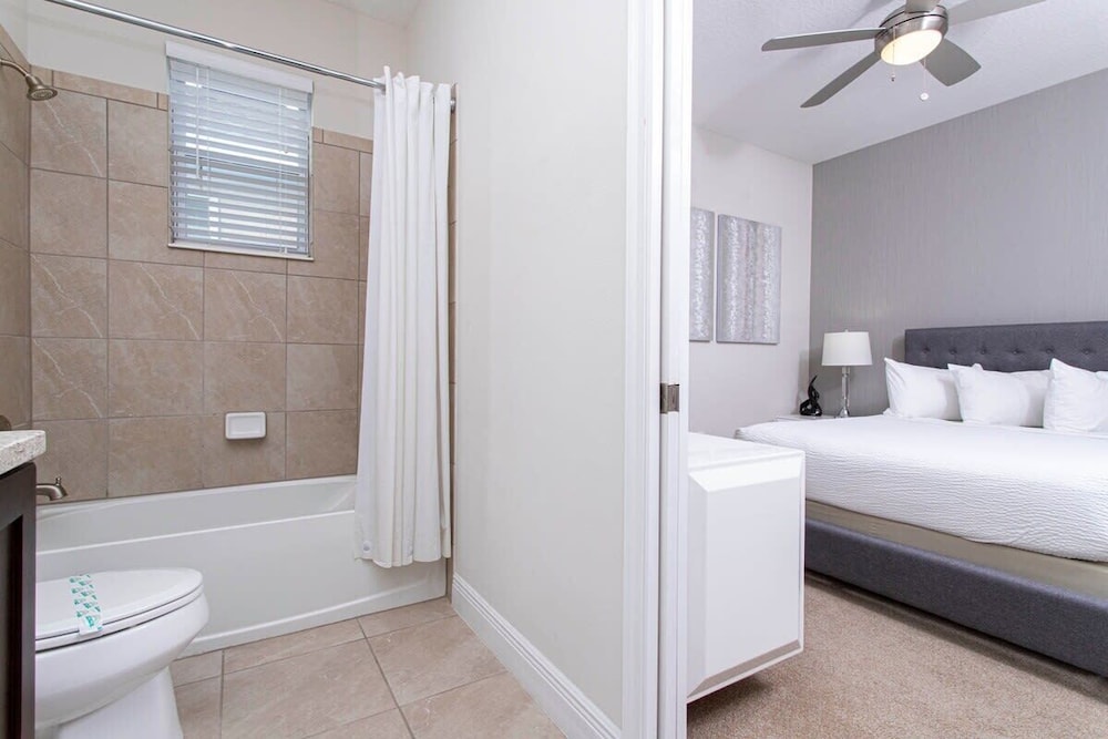 Luxurious 5Bd Single Family w Pool&Jacuzzi @Encore Resort 7432 - photo 34