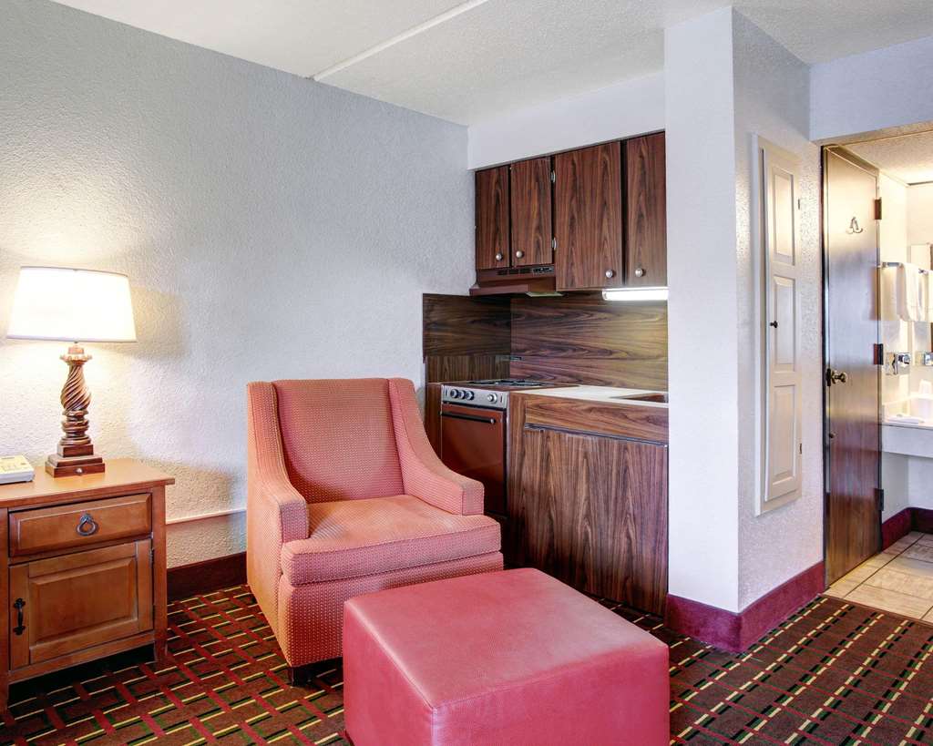 Rodeway Inn New Braunfels San Antonio Area - photo 22