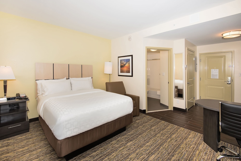Candlewood Suites Ft Walton Bch Hurlburt Area by IHG - photo 8