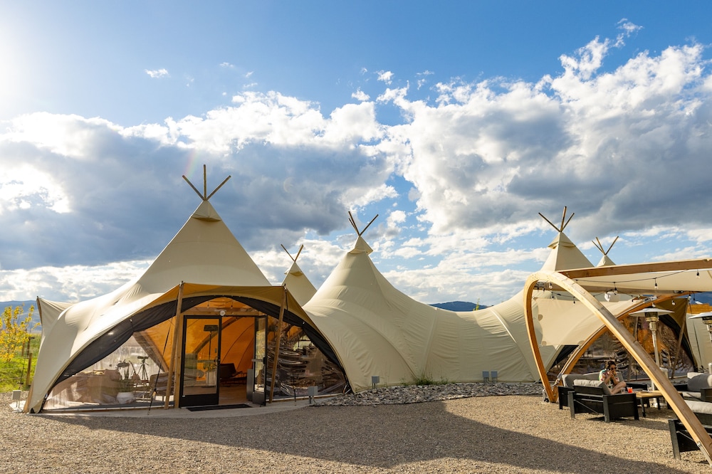 Under Canvas North Yellowstone - photo 4