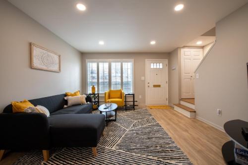Cozy Condo in the Heart of Royal Oak — 4-Star Luxury Hotel in Royal Oak, United States