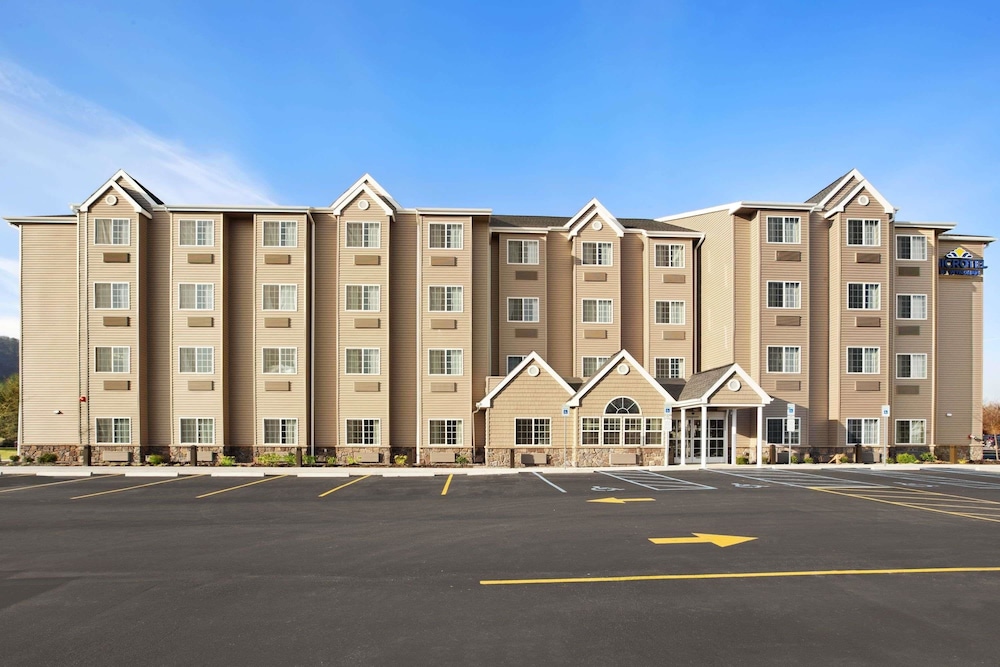 Microtel Inn And Suites Sayre PA — hotel in Sayre