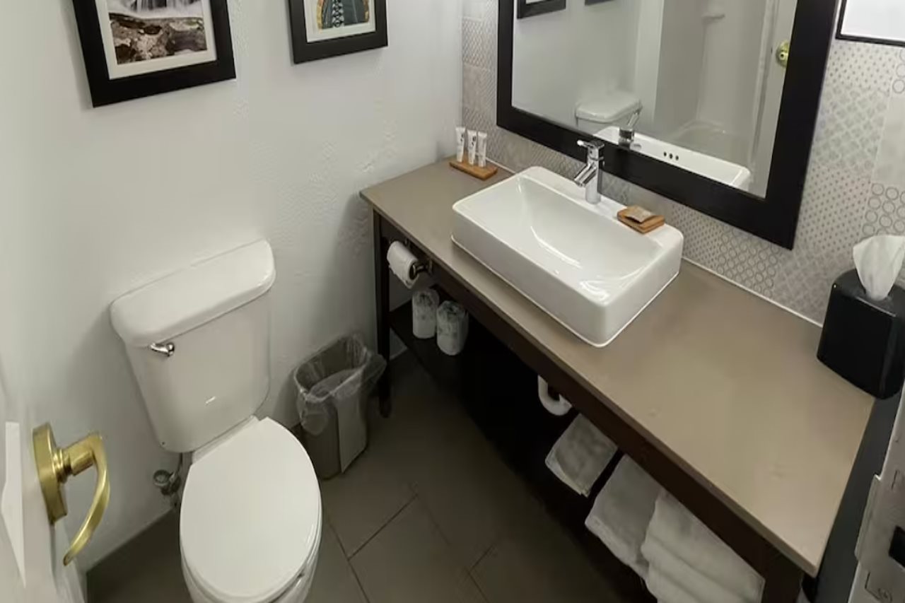 Travelodge by Wyndham Knoxville West - photo 35