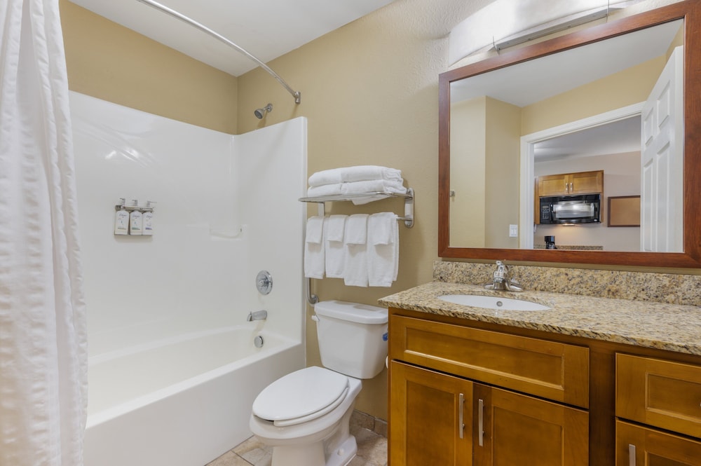 Candlewood Suites Indianapolis East by IHG - photo 18