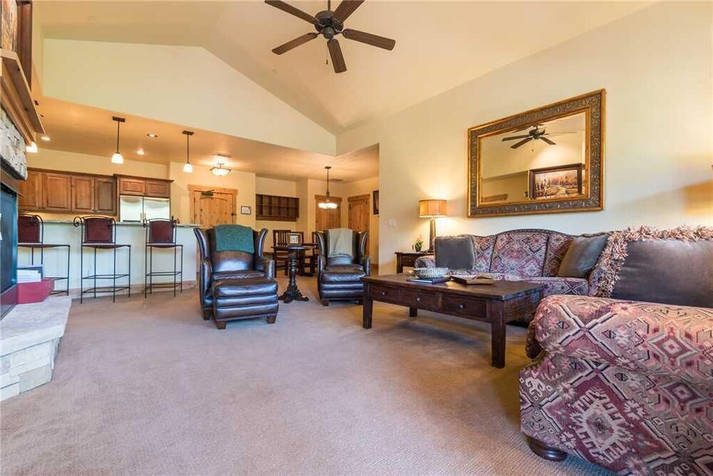 Bear Lodge Trappeur's Crossing Resort - photo 17
