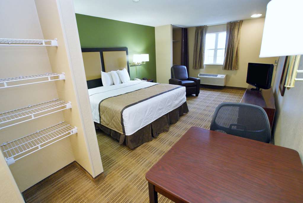 MainStay Suites Knoxville Cedar Bluff - photo 14
