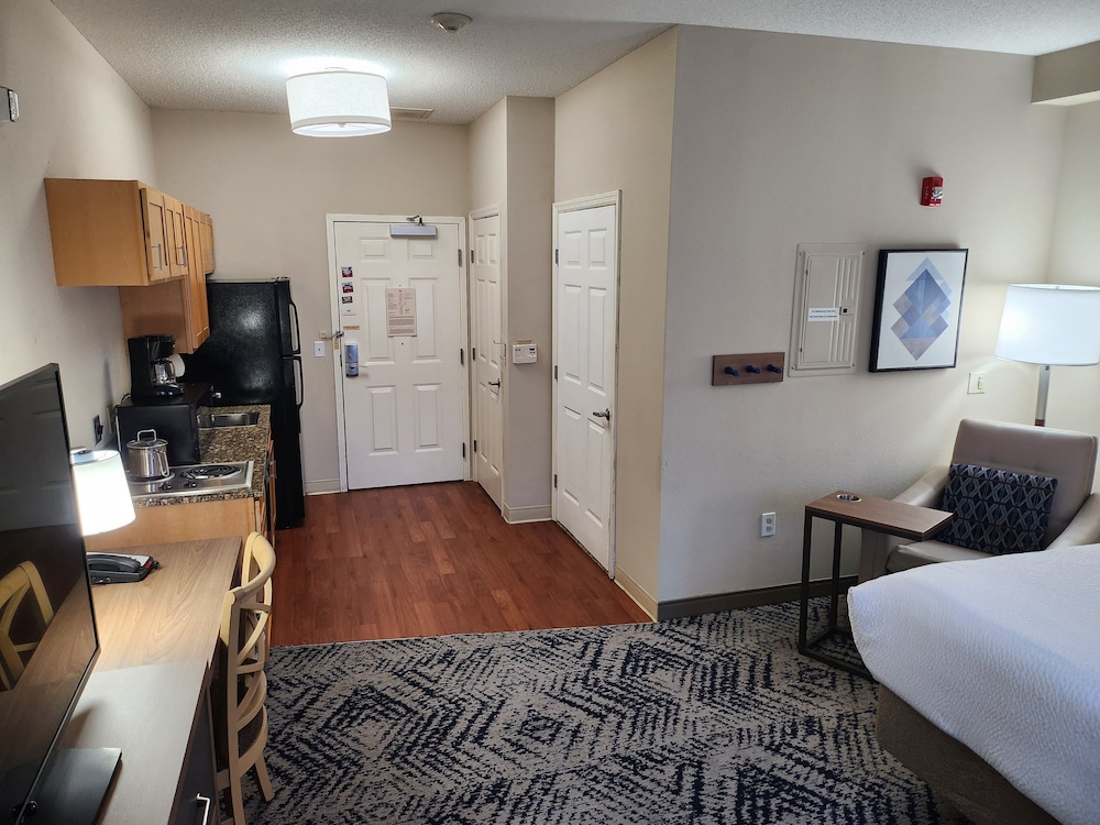 Candlewood Suites Harrisburg I 81 Hershey Area by IHG - photo 17